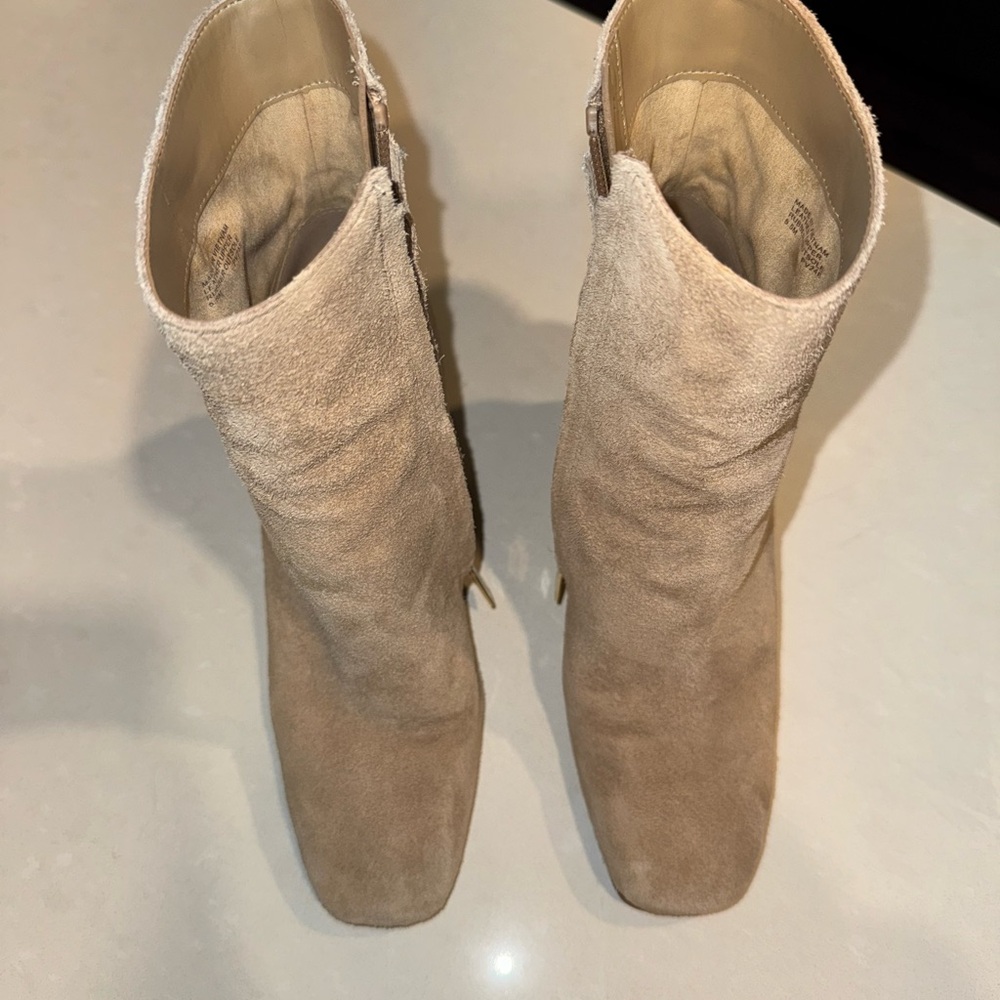 Tan Ankle Boots with Suede Material and Block Heel - Picture 5 of 7